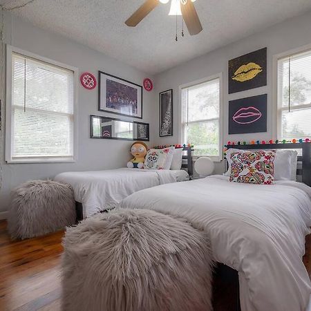 Vibing In The Heights/Breweries/Food/Petfriendly Villa Tampa Eksteriør bilde