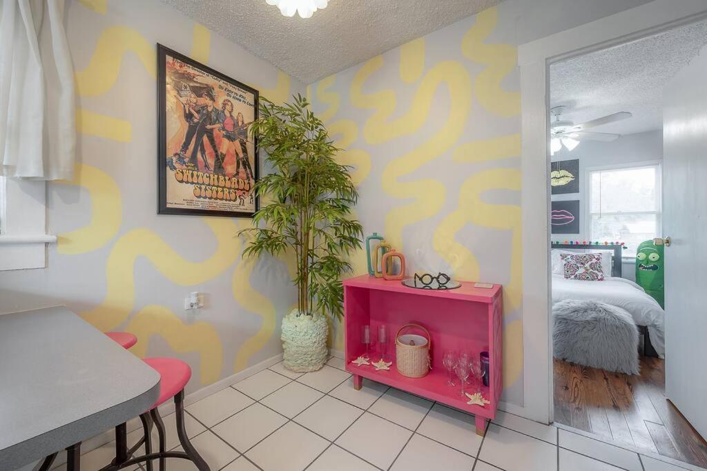 Vibing In The Heights/Breweries/Food/Petfriendly Villa Tampa Eksteriør bilde