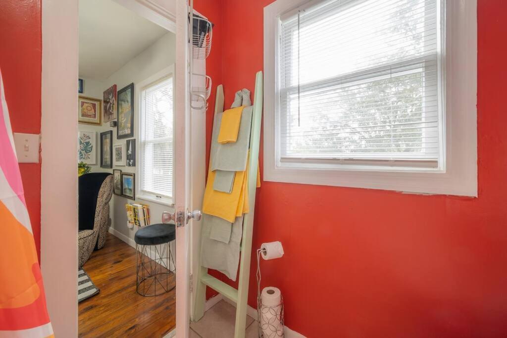 Vibing In The Heights/Breweries/Food/Petfriendly Villa Tampa Eksteriør bilde