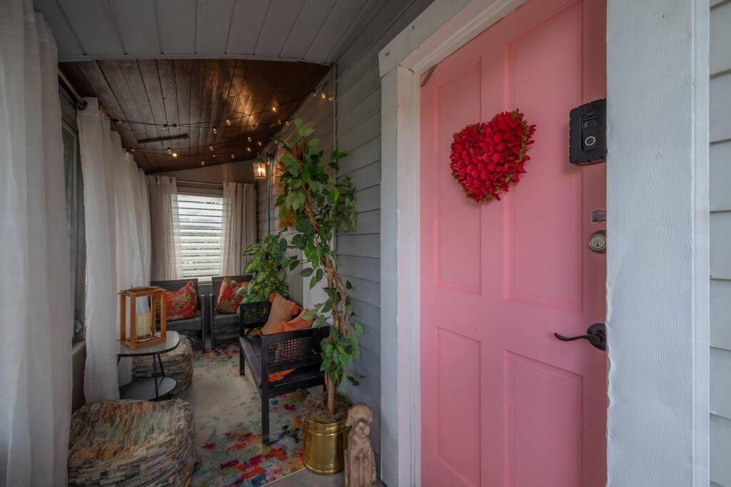 Vibing In The Heights/Breweries/Food/Petfriendly Villa Tampa Eksteriør bilde
