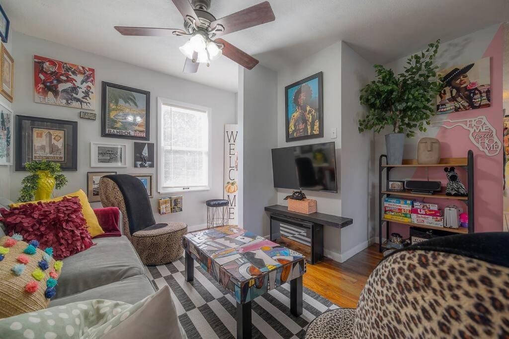 Vibing In The Heights/Breweries/Food/Petfriendly Villa Tampa Eksteriør bilde